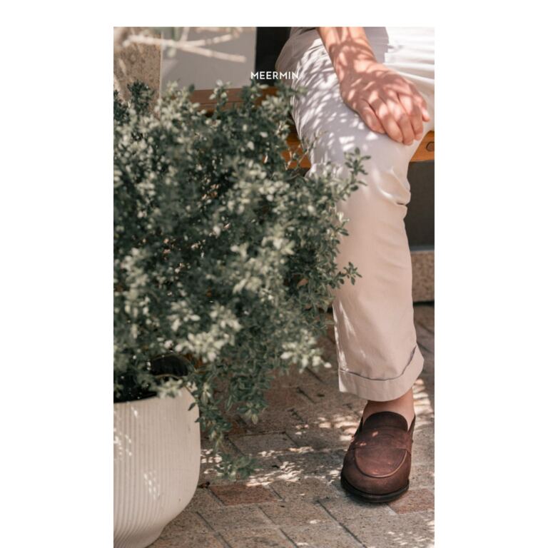 Refined Spring Loafers in Suede - newsletter screenshot